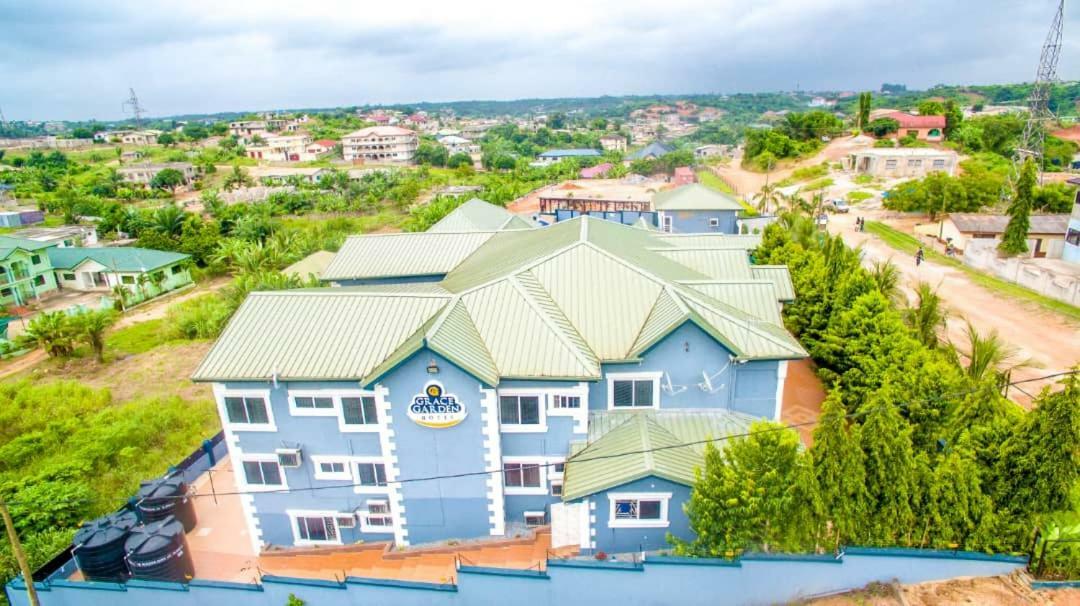 Grace Garden Hotel Sekondi-Takoradi Extérieur photo